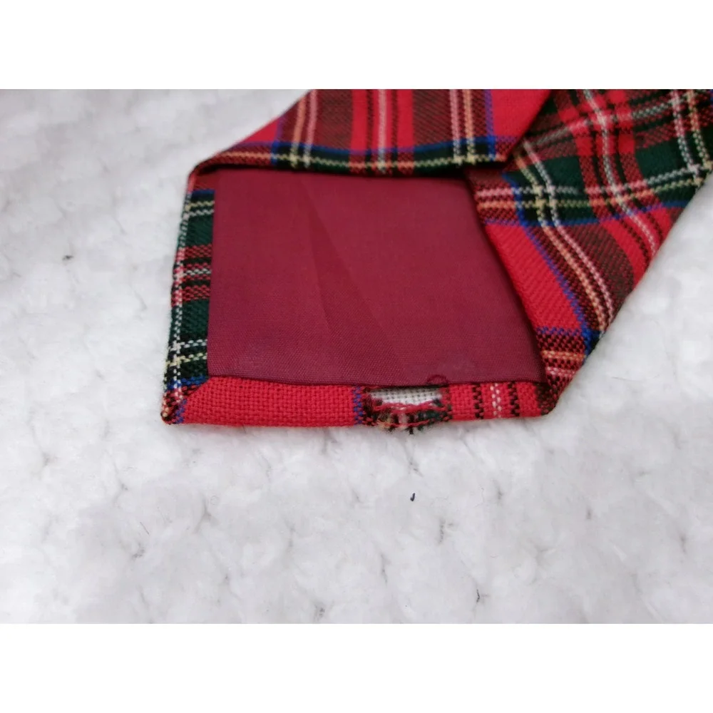 Huntington Mens 3.5x58 Necktie Red Plaid Tartan Royal Stewart Heritage Classic
